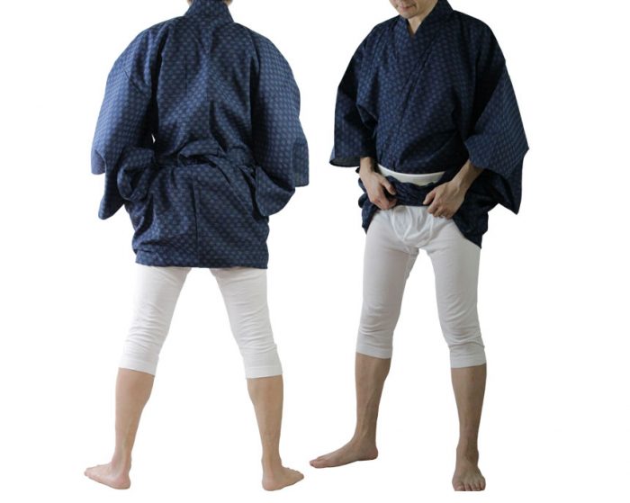 男浴衣でトイレ