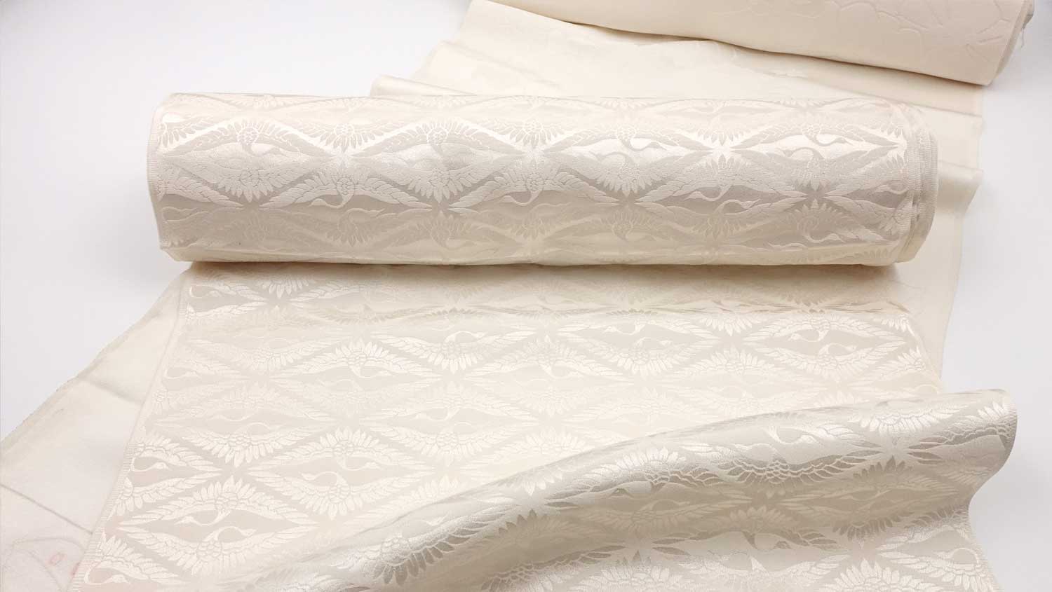 【正絹】白生地シルク古典織柄ホワイト反物