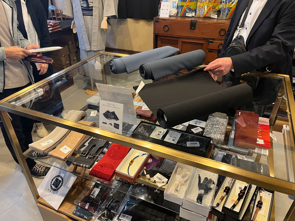 男着物の加藤商店弓道での黒紋付着物と稽古用きもののご相談