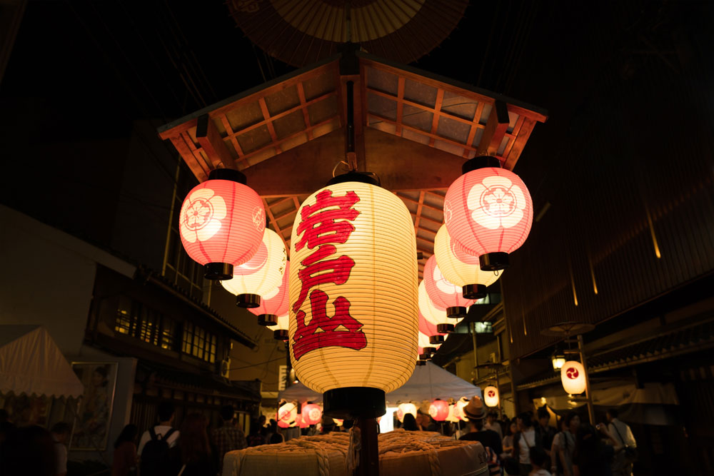 祇園祭りに夏の男着物を着てお出かけしませんか